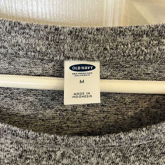 Old Navy Knit Long Sleeve Shirt - Picture 4 of 5